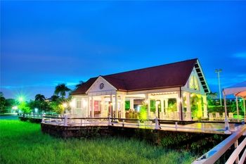 Hotel Front - Evening or Night